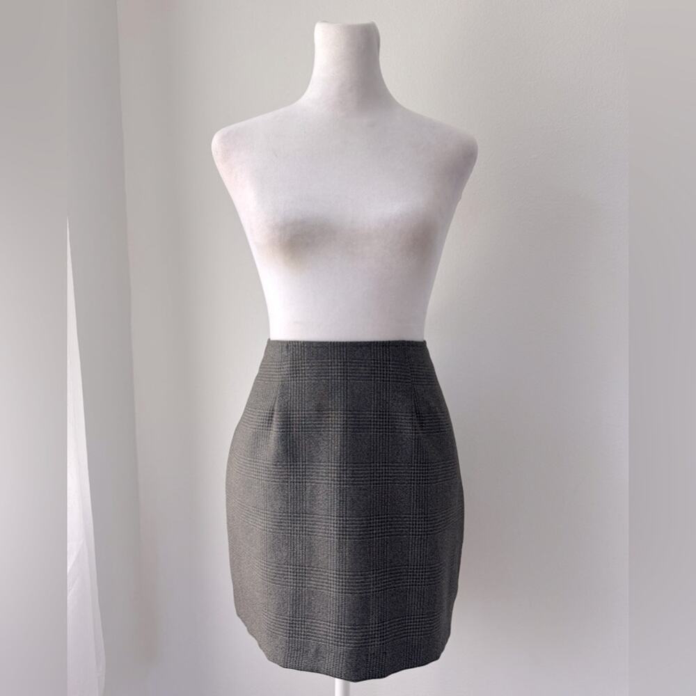 XOXO Grayish Brown Plaid Houndstooth Print Mini Skirt